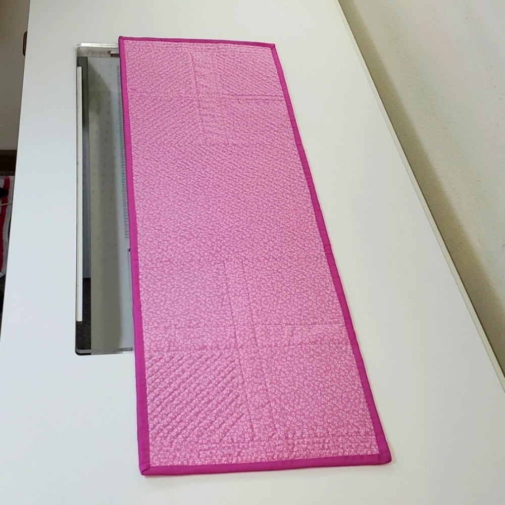 Spring Quilted table runner - Picture 2 of 7